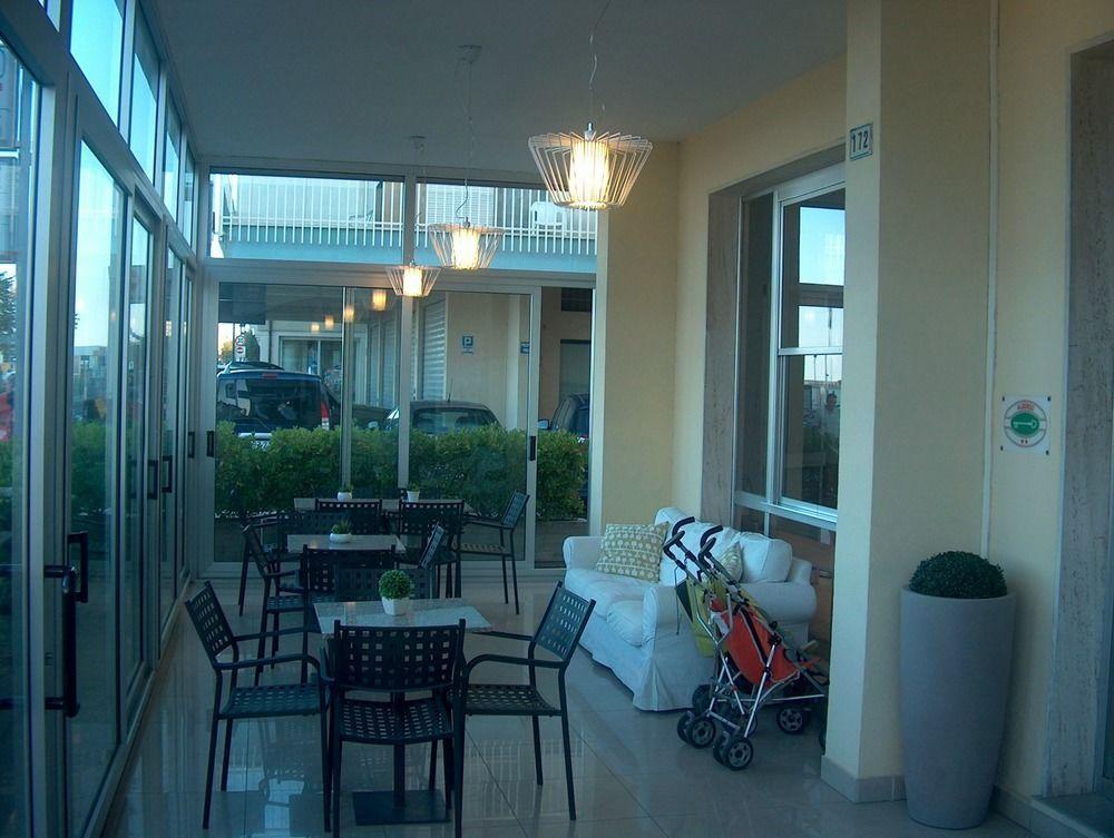 Hotel Trevi Cesenatico Dış mekan fotoğraf