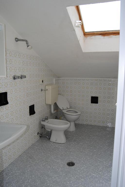 Hotel Trevi Cesenatico Oda fotoğraf