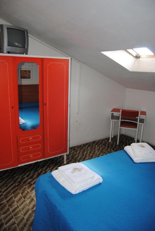 Hotel Trevi Cesenatico Oda fotoğraf